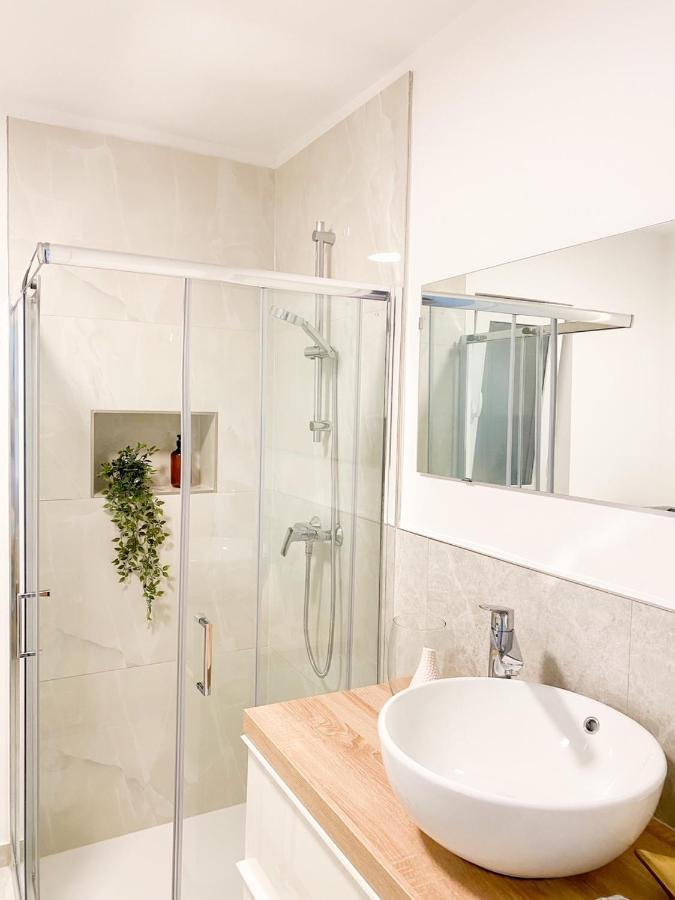 Olea Apartments Pobegi Ngoại thất bức ảnh